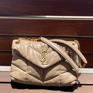 SAINT LAURENT BEIGE LAMBSKIN QUILTED SMALL LOULOU PUFFER SHOULDER BAG